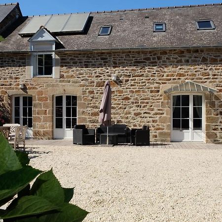 Appartement Le Logis de Mordreuc à Pleudihen-sur-Rance Extérieur photo